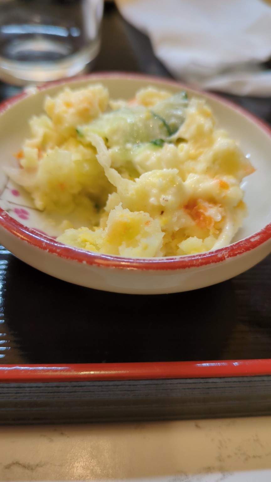 韓国居酒屋京姫のお通しポテトサラダ